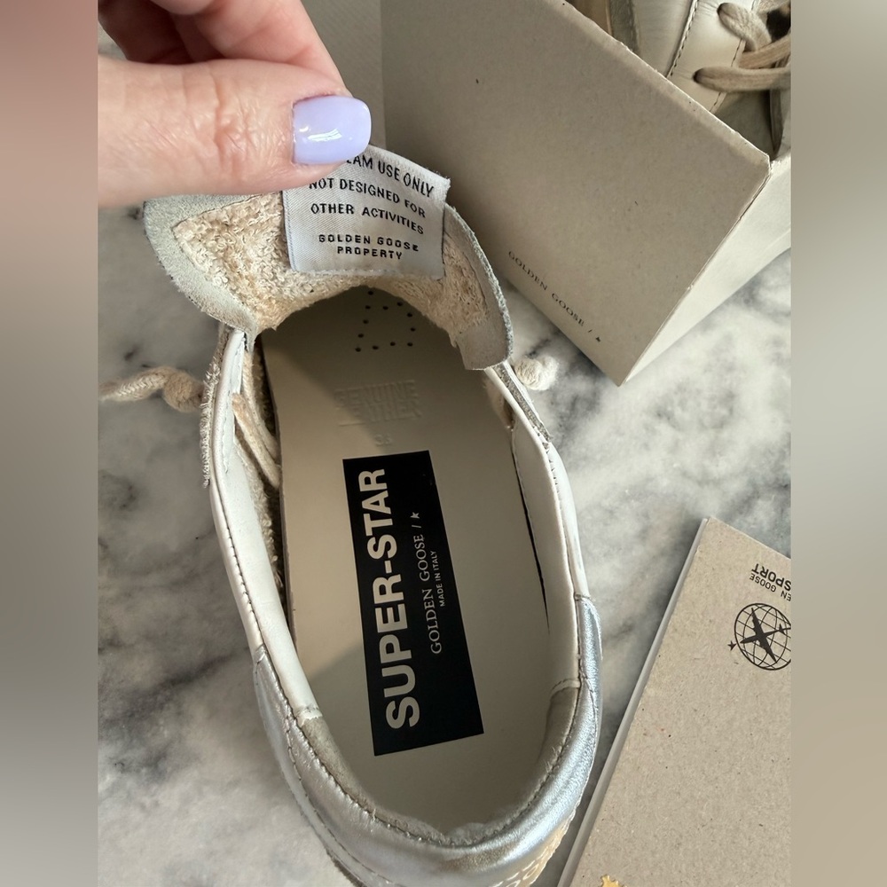 Women’s golden goose size 7, worn maybe 5 times! Excellent condition - Picture 5 of 9